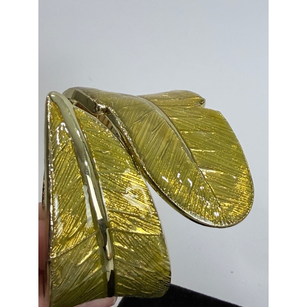 Kirks Folly Double Leaf Bypass Cuff Bracelet Botanical Enamel Gold Tone Resort - Picture 8 of 10